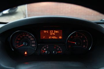 Voertuigafbeelding 12