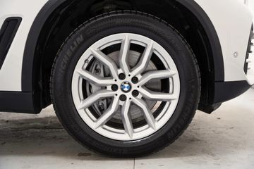 Voertuigafbeelding 37