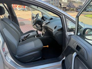 Voertuigafbeelding 42