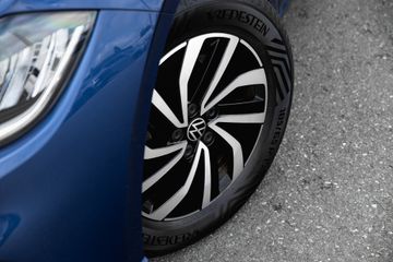 Voertuigafbeelding 3