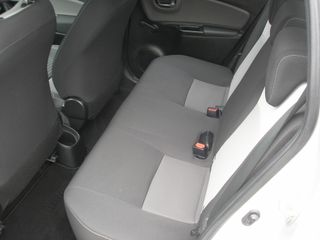 Voertuigafbeelding 8