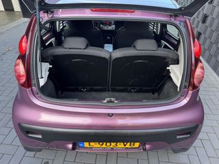 Voertuigafbeelding 13