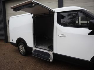 Voertuigafbeelding 3