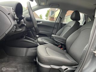 Voertuigafbeelding 8