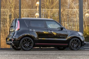 Voertuigafbeelding 4