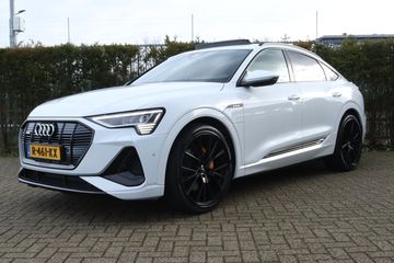 Audi e-tron - R-461-KX - Polisa Lease