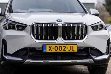 Voertuigafbeelding 11