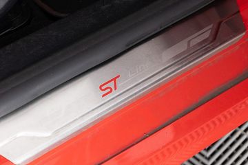 Voertuigafbeelding 6