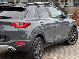 Voertuigafbeelding 12