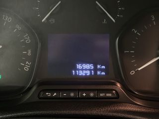 Voertuigafbeelding 9