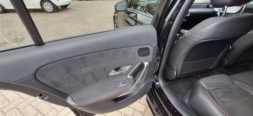 Voertuigafbeelding 23