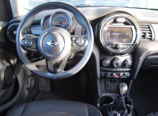 Voertuigafbeelding 15