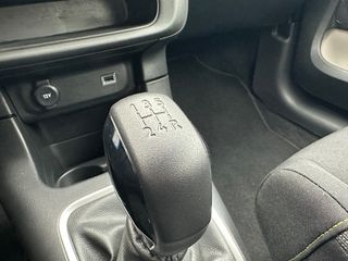 Voertuigafbeelding 28