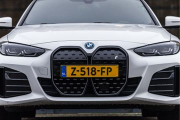 Voertuigafbeelding 2