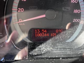 Voertuigafbeelding 12