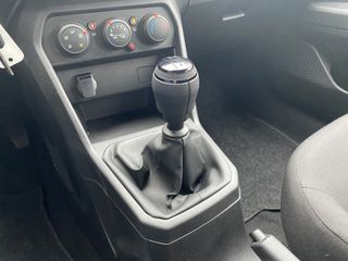 Voertuigafbeelding 25