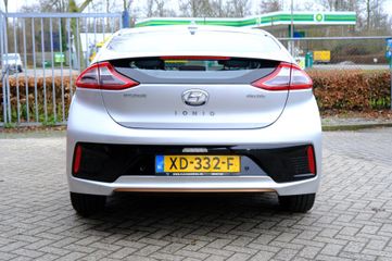 Voertuigafbeelding 7