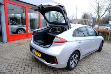 Voertuigafbeelding 8