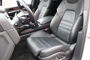 Voertuigafbeelding 19