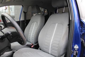 Voertuigafbeelding 8