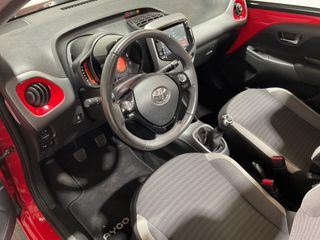 Voertuigafbeelding 9