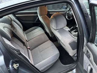 Voertuigafbeelding 12