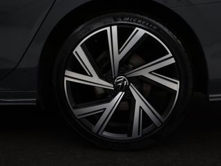 Voertuigafbeelding 35