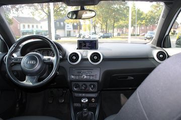 Voertuigafbeelding 12