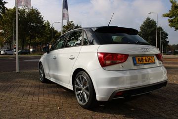 Voertuigafbeelding 2