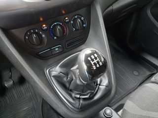 Voertuigafbeelding 24