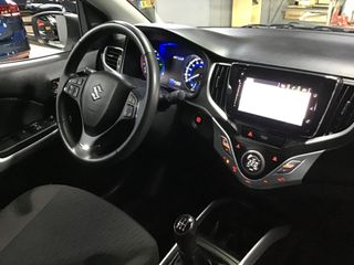 Voertuigafbeelding 23