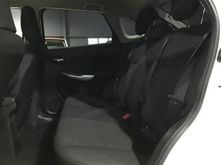 Voertuigafbeelding 24