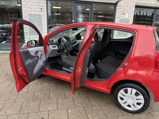 Voertuigafbeelding 13