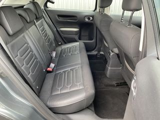 Voertuigafbeelding 17