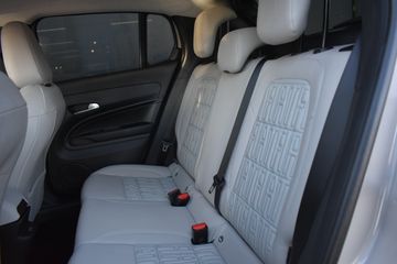 Voertuigafbeelding 11