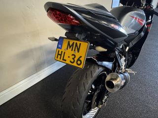 Voertuigafbeelding 11