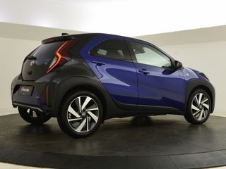 Voertuigafbeelding 6