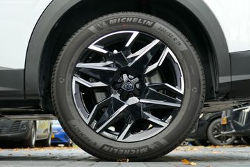 Voertuigafbeelding 10