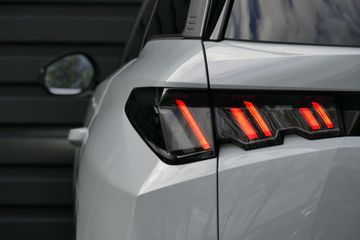 Voertuigafbeelding 5