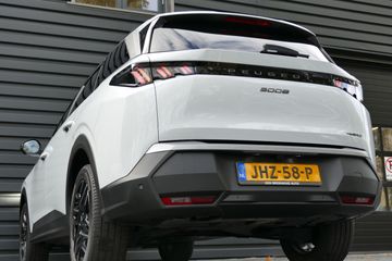 Voertuigafbeelding 7