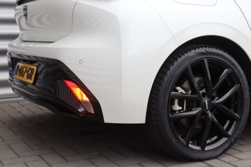 Voertuigafbeelding 10