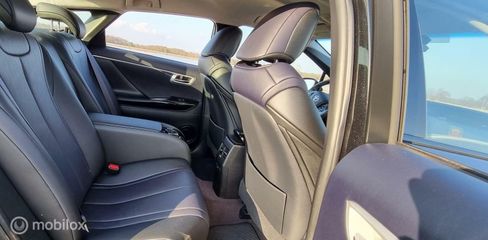 Voertuigafbeelding 30