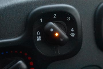 Voertuigafbeelding 16