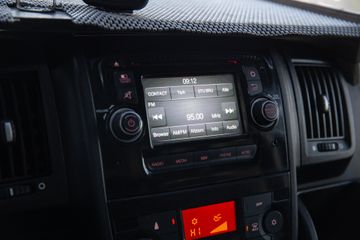 Voertuigafbeelding 12