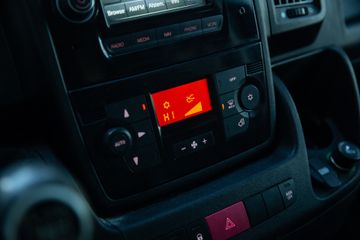 Voertuigafbeelding 13