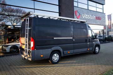 Voertuigafbeelding 5