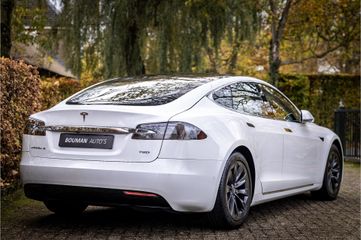 Voertuigafbeelding 3