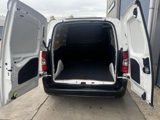 Voertuigafbeelding 11