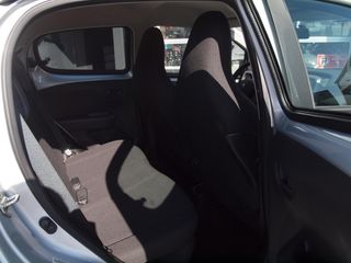 Voertuigafbeelding 18