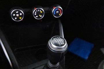 Voertuigafbeelding 12